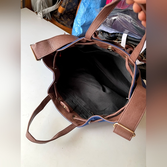 Authentic imported nylon bag blue and brown - Picture 14 of 15